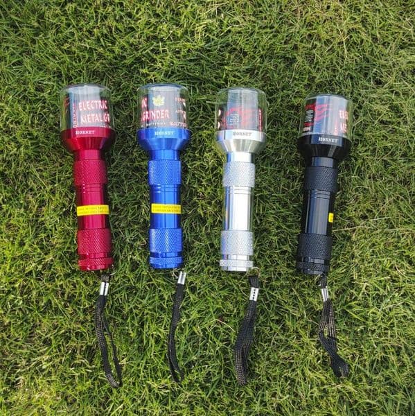 Smoking Pipes Hot selling flashlight style electric cigarette grinder, aluminum alloy manual cigarette shredder, wholesale of smoking accessories