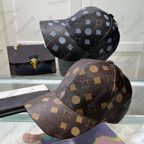 Luxury Leather Caps Designer Ball Cap for Men Classic Flowers Pattern Baseball Caps Womens Fashion Hats Casual Street Sport Hat Leather Casquette 2 Colors