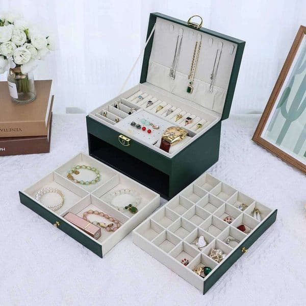 Sleek Full-Body PU Leather Jewelry Box Multi-Compartment Storage with Necklace Hooks All-In-One Organizer for Jewely 26Y0323