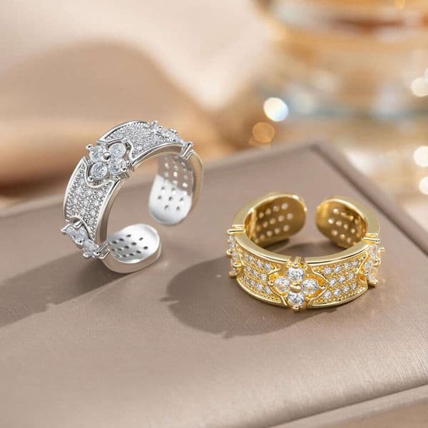 French-style Four-leaf Clover And Starry Sky With Micro-inlaid Diamonds Adjustable Open Flower Ring For Women
