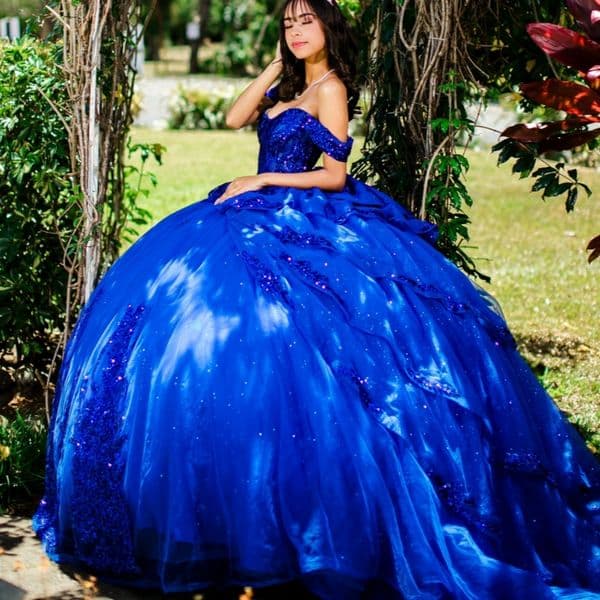 Royal Blue Shiny Ball Gown Quinceanera Dresses Applique Lace Beading Crystal Bow Tull Corset Off Shoulder Sweet 16 Dress Vestidos 15 De Anos