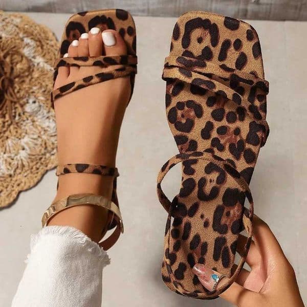 Women Sandals New Summer Fashion Sandals Large Size Sports Flat Casual Comfortable Solid Color Leopard Print Women Shoes Z260323