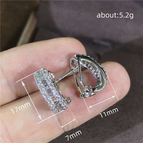 Exquisite High-End Earrings Women Light Luxury French Design Elegant Accessories Versatile Internet Celebrity Fashion Ear Clips for Women