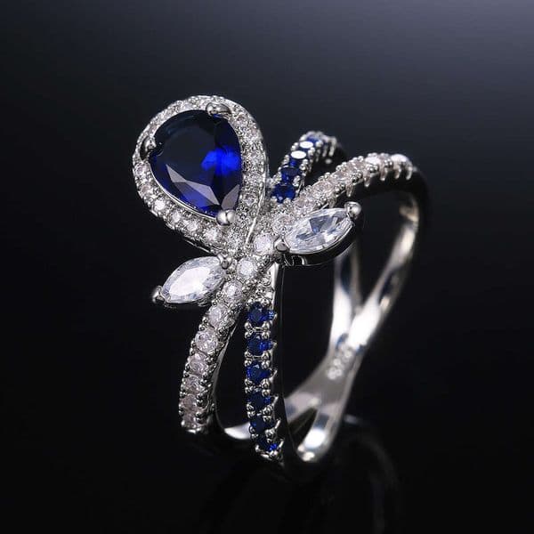 new product: Fashionable elegant women's sapphire ring Jewelry Silver-plated Moissanite engagement ring wholesale