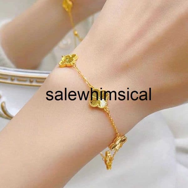 Elegant Four-Leaf Clover Charm Bracelet - 14K 18K Gold Plated Chain with Sparkling Crystal Accents - Handmade Cuff Bracelet for Men and Women's Luxury Jewelry GSQ8