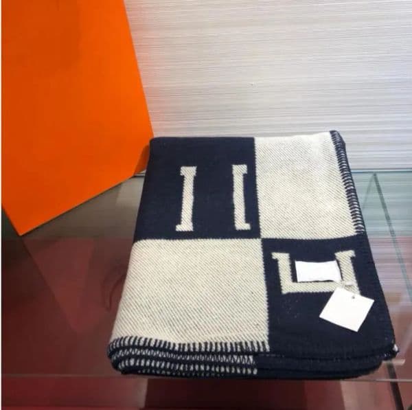 H letter cashmere designer soft scarf shawl portable warm plaid sofa bed wool knit blanket