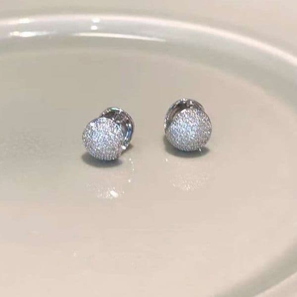 Super Shiny Light Luxury Full-Diamond Ball Clip-On Earrings 2025 New Model Exquisite High-End Versatile Elegant Popular Ear Accessories
