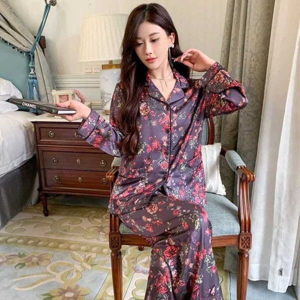 Womens Silk Pajama Set Satin Sleepwear Long Sleeve Top with Pants 2-Piece Loungewear Pj Suit Pyjama for Comfortable NightwearT260320