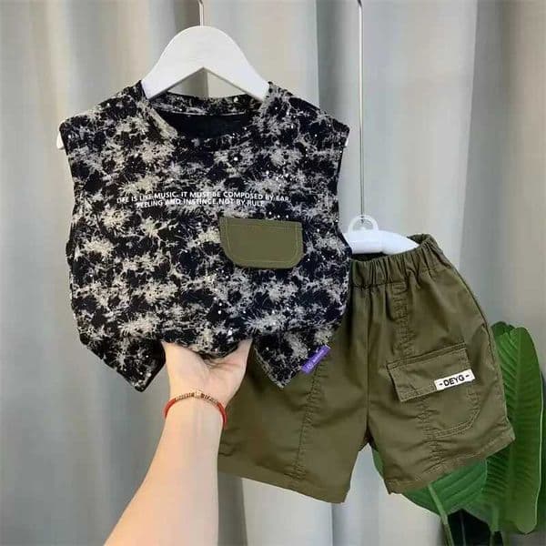 Boys Summer Vest Set New Fashionable Baby Handsome Fashion Sleeveless T-shirt Shorts Two Piece Set Childrens clothing set S251226