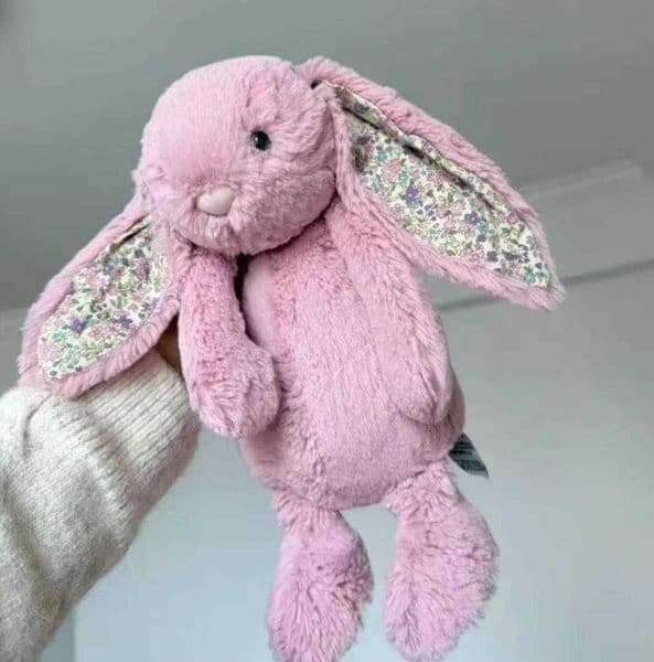 2026 New White Grey Dolls Leopard Tiger Stripe Bonnie Floral Ear Rabbits Creative Comfort Doll Cute Bonnies Rabbit Plush Toys Free Shippinga