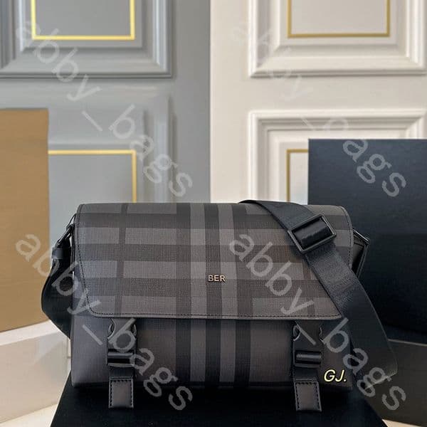 Mens Checkered Messenger Bag Designer Cross Body Shoulder Bag Top Quality Handbag Waterproof Crossbody Bags Back Pack -15 DPD2603243