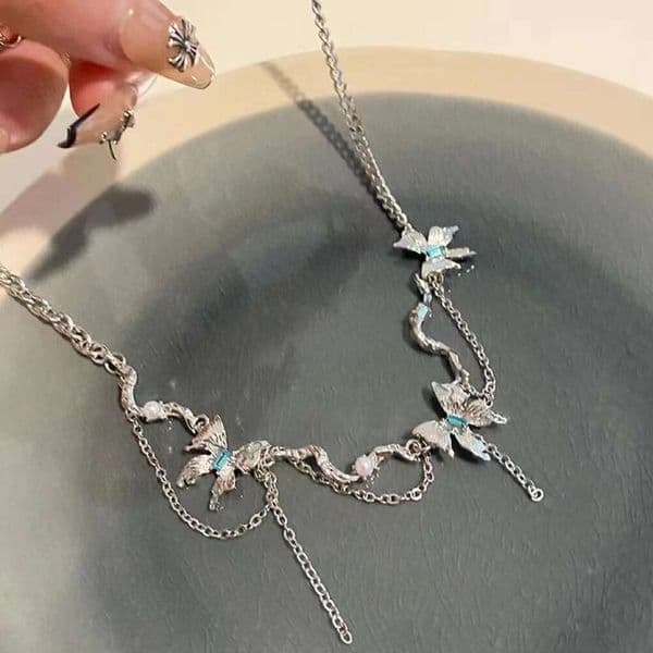 Glacier Butterfly Tassel Spliced Necklace for Women, Unique Personalized, Japanese and Korean Fashion, 2025 New High-End Accessory