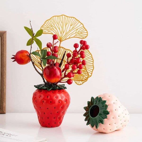 Vintage Inspired Shaped Planter Pot Ceramic Fruit Strawberry Vase for Party Kitchen Office Home Decorations 26Y0324