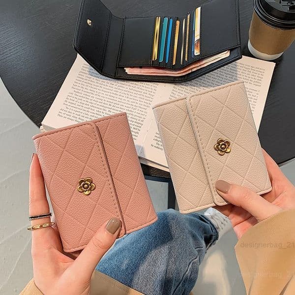 Free shipping 2025 new designer Wallets bag Womens Short Dia shaped Multiple Card Spaces Zero Wallet