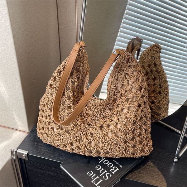 Large-capacity woven hollow-out tote women, 2026 spring new style, trendy for seaside vacations, minimalist shoulder or underarm bag