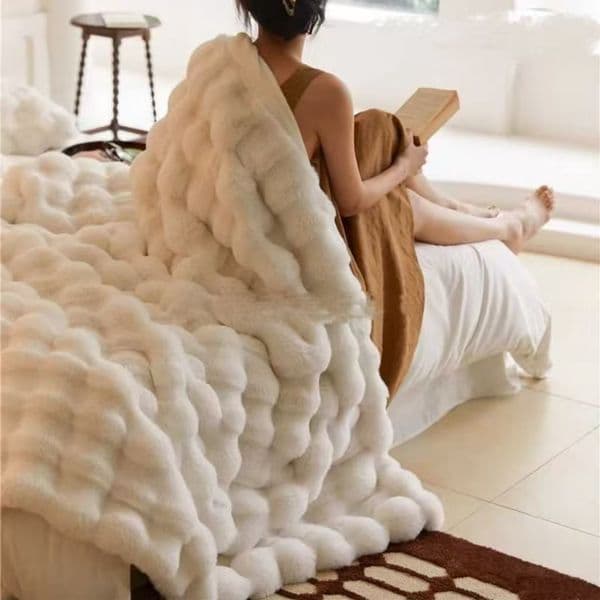 Luxury Designer Throw Case X Faux Fur h High-End Fluffy Bubble Throw For Winter Warmth - Luxury Super Comfortable Sofa And Bed Blanket Free Shipping