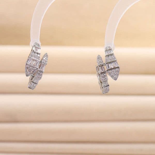Full Diamond Micro-Inlay Light Luxury Snake-Shaped With A High-End Feel, Suitable For Square And Round Faces, Unique 2024 New Hot-Selling Women's Earrings