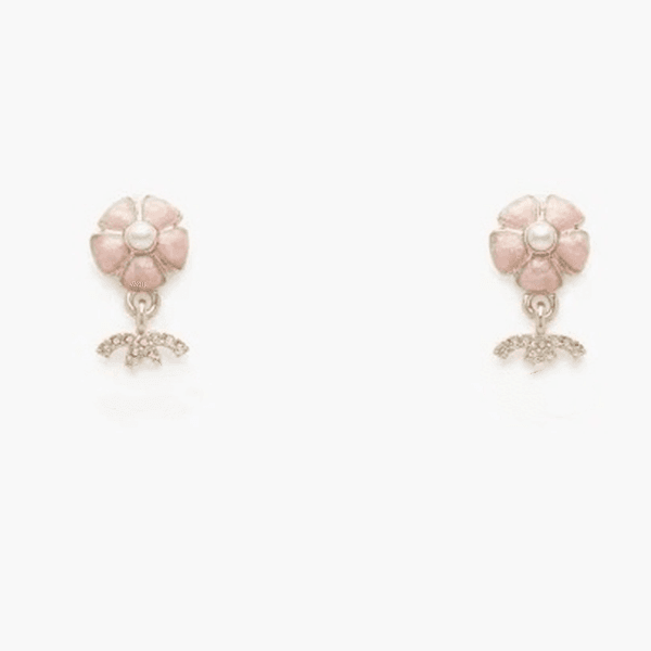Stud Earrings Fashionable Lady Jewelry Designer Titanium Steel Gold-Plated Flower Ear Clip Pink Studs Material No Allergies No Fading