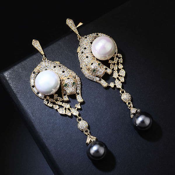 Amazon S925 European And American Style Tiger Pearl Earrings Personalized Ear Accessories Silver Needle Zircon Jewelry Manufacturer Wholesale