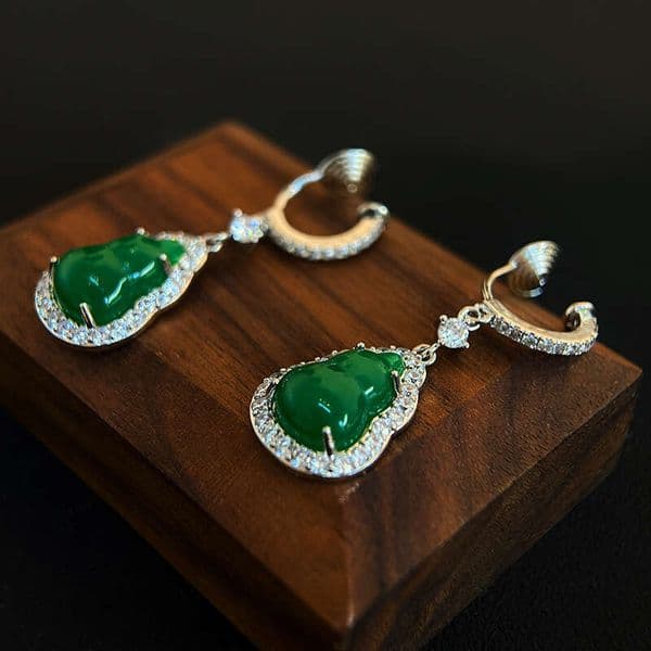Green Gourd New Chinese Earrings, Same Style As Yang Mi, Unique And Luxurious, High-End Feel, No Piercing Required, For Women