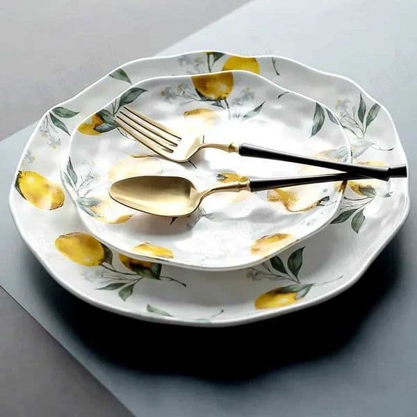 European Ceramic Plate Creative Rural Style Breakfast Bread Plate Hand Drawn Lemon Desktop Fruit Salad Plates Kitchen Tableware L260527{category}