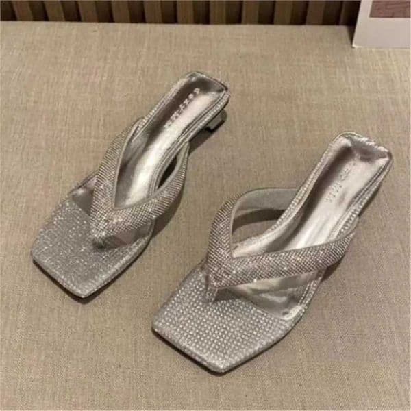 Summer new diamond-shaped flip-flops women design pinch toe thin with fashion flip-flops women wear outside P732 Z260325