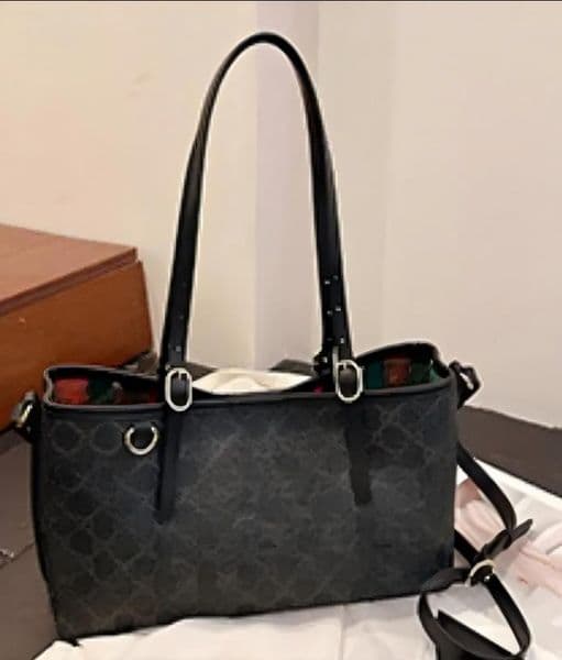 2026 Designer Genuine Leather Women Handbags Beach Handle Tote Bag Fashion Handbag Shoulder Travel Crossbody Casual Totes