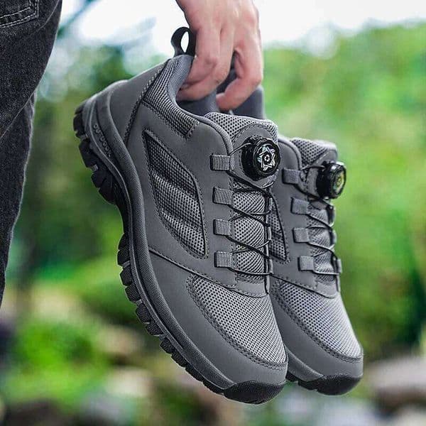 Male Sneakers Stylish Rotating Buckle Hiking Boots Solid Color Comfortable Non-slip Sporty Plus Size Men Shoes Leather 26W0324