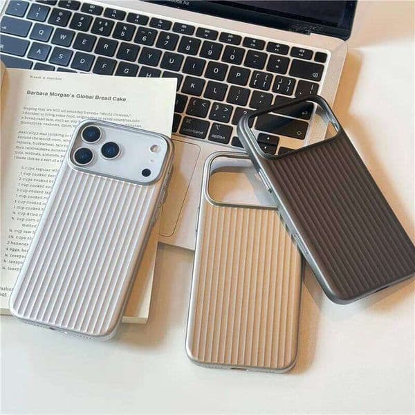 Electroplated 3D Stripes Pattern for Magnetic Case For iPhone 17 17Pro 16 15 16Pro Max Matte Shockproof Hard PC Cover 26L0326
