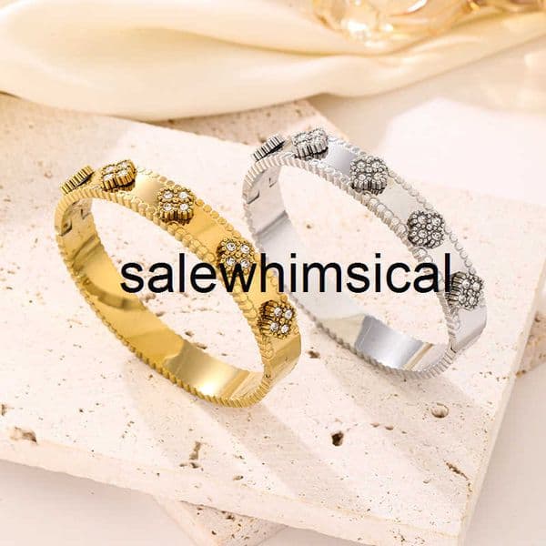 Brand Bangle Fashionable Four-Leaf Flower Kaleidoscope Bracelet Gold-Plated with Diamonds Four-Leaf Flower Titanium Steel Bracelet