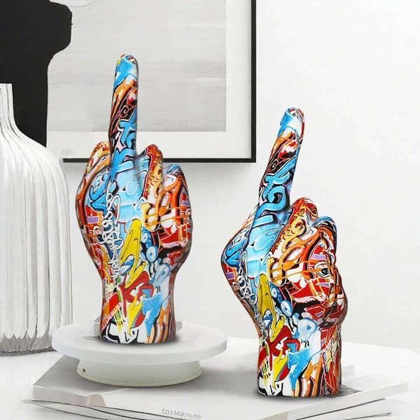 Graffiti Middle Finger Ornament Art And Crafts Resin Gesture Statue Desktop Ring A Living Room Home Decoration 26H0326