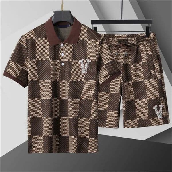 25ss Mens Beach luxury Designer Tracksuits Summer Suits T Shirt Seaside Holiday Shirts Shorts Sets Man Women Luxury Set Outfits Sportswears