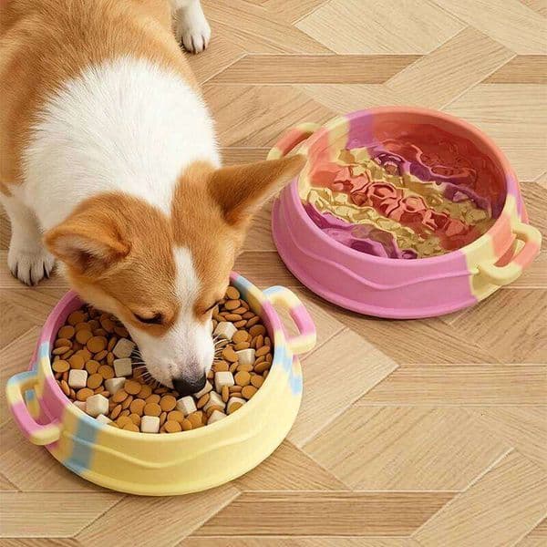 Innovative Silicone Feeder Bowl with Handle for Small Dogs Anti-Choke Non-Slip Slow Feeding Mat To Promote Healthy Eating 26Y0326