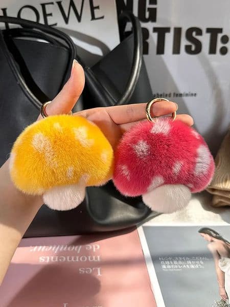 Wholesale Cute Mushroom Rex Rabbit Fur Key Chains Girls Schoolbag Toy Pendant Women Bag Charm Ornaments Car Keyring Gift 260324