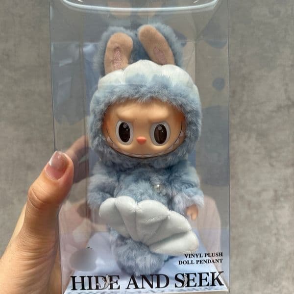 High Quality The Monsters Labubu Hide and Seek Vinyl Plush Doll Pendant Small Blue Toys Keychain For Gifts yizhixing