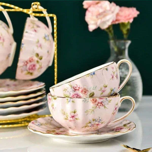 Pastoral style Flowers Set Ceramic Coffee Suit High-Grade Bone China Golden edge Tea Cup And Saucer With A Spoon 26Y0326