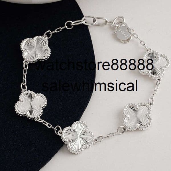 Elegant Four-Leaf Clover Charm Bracelet Necklace - Gold Plated Chain with Sparkling Crystal Accents - Handmade Cuff Bracelet Luxury Jewelry 2X1G