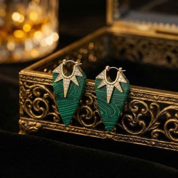 Decorative accessories, earrings rings Retro Palace Style Malachite Diamond-Shaped With Diamonds Light Luxury High-End Fashion Versatile Women's Earrings