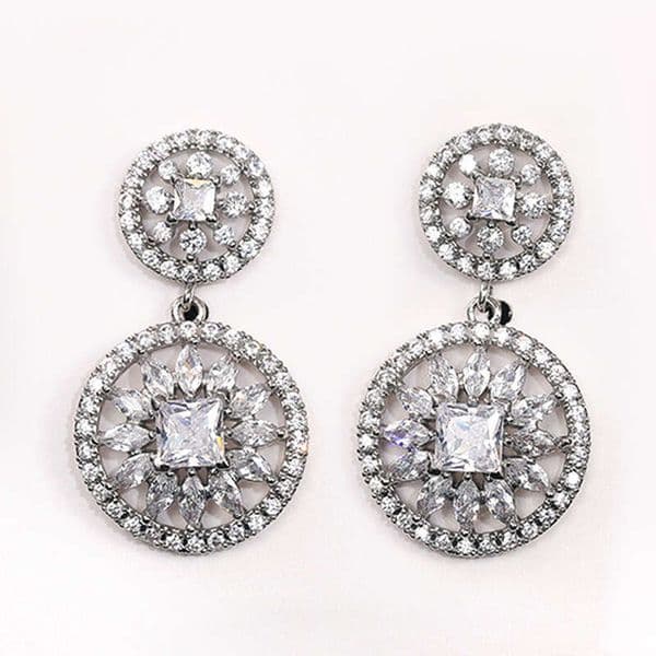 new Fashion model: Jewelry fashion style long tassel AAA Moissanite versatile women's earrings