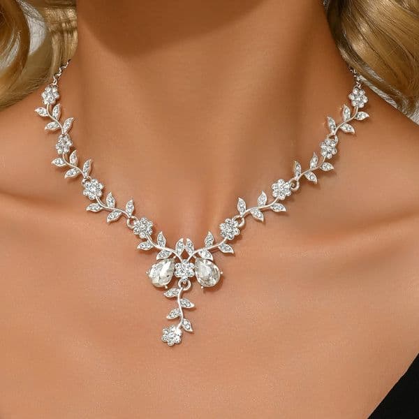 1PC Womens Fashion Trendy Water Drop Leaf n Necklace Jewelry Suitable for Date Party Festival Gifts 260327