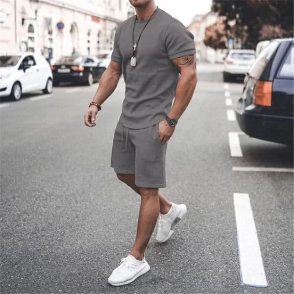 Solid Color Europe and The United States Mens 13 Color Summer Short Sleeve Tshirt Shorts 2pcs Set Leisure Sports Men Suit 260321