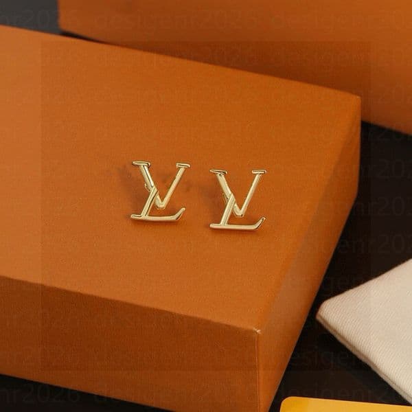 Designer earrings for woman luxury brand designers letters stud earrings designer women round crystal rhinestone earring wedding perty jewelry gift earrings