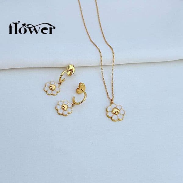 New stylish elegant enamel glazed floral heart-shaped exquisite earrings and necklace for women