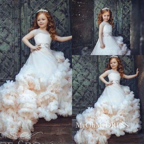 New Cheap Flower Girl Dresses For Weddings Tiered Ruffles Tulle Crystal Beads Sash Cap Sleeves Girls Pageant Dress Prom Kids Communion Gowns D0327