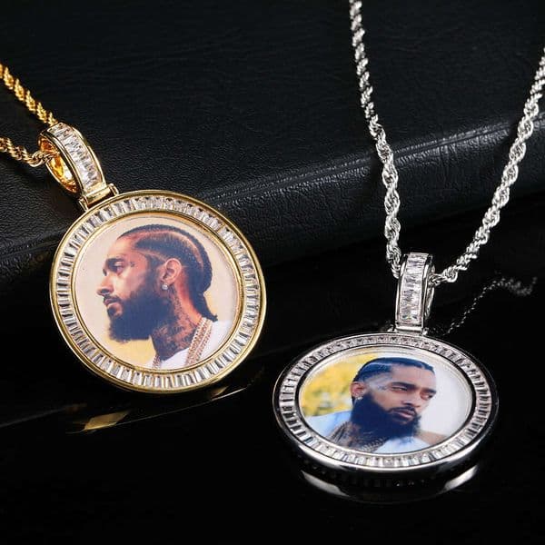 Luxury Jewelry Hip Hop memory pendant with Silver inlay and T-shaped Moissanite trendy round photo frame necklace available for dropshipping