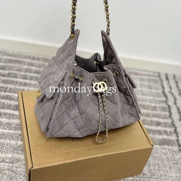 Designer bag suede bag Tote bag Luxury Bags 25Bag High Quality Diamond Quilted Embossed Leather Handbag Women's Classic Underarm Bag NEW 01 sac