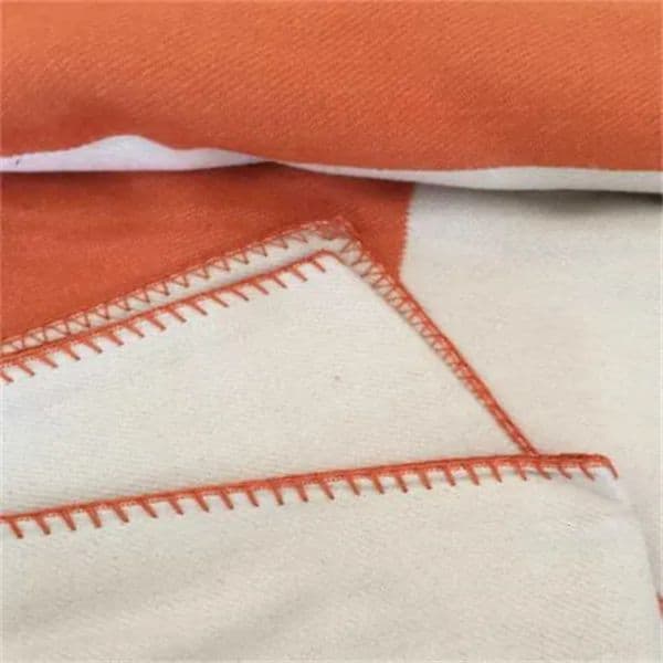 Luxury Designer Throw Letter Cashmere Blanket Crochet Soft Wool Shawl Portable Warm Plaid Sofa Travel Fleece Knitted Blankets Towel Tapestry h 140X170cm Double 100