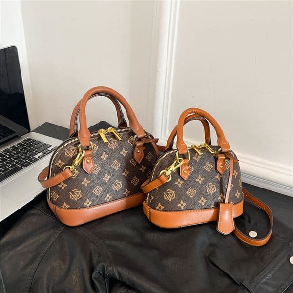 New hot selling retro women's floral handbag - unique, high-end, multifunctional shoulder bag with shell, free shipping