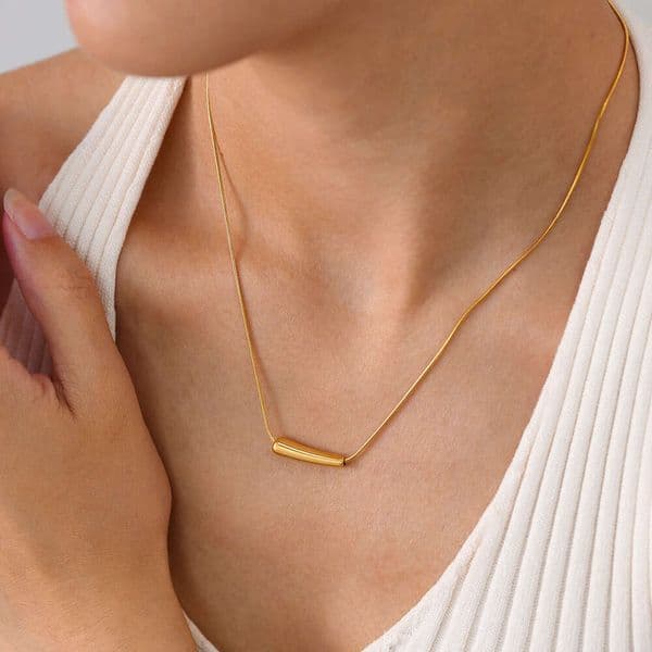 Jewelry INS-style necklace for women 925 Sterling Silver 14K Gold minimalist geometric gold-plated fashion versatile titanium steel collarbone chain