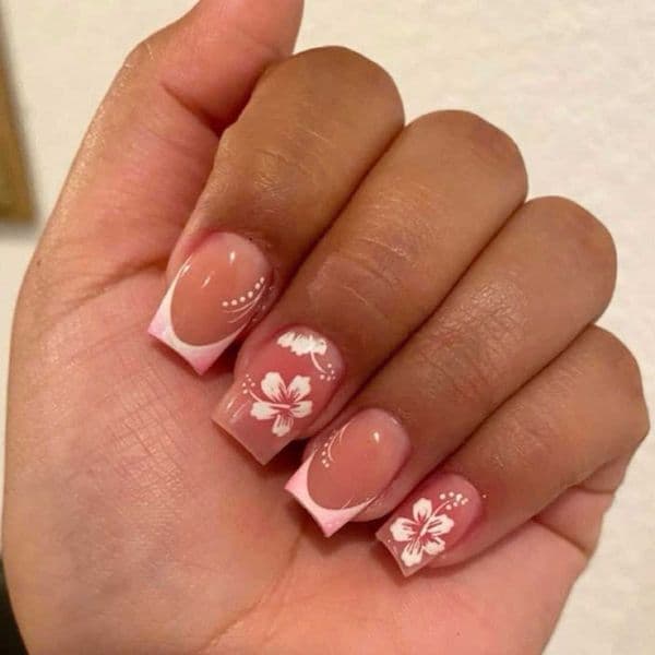 Wearable pink French floral nail tips short style nail patches T260328